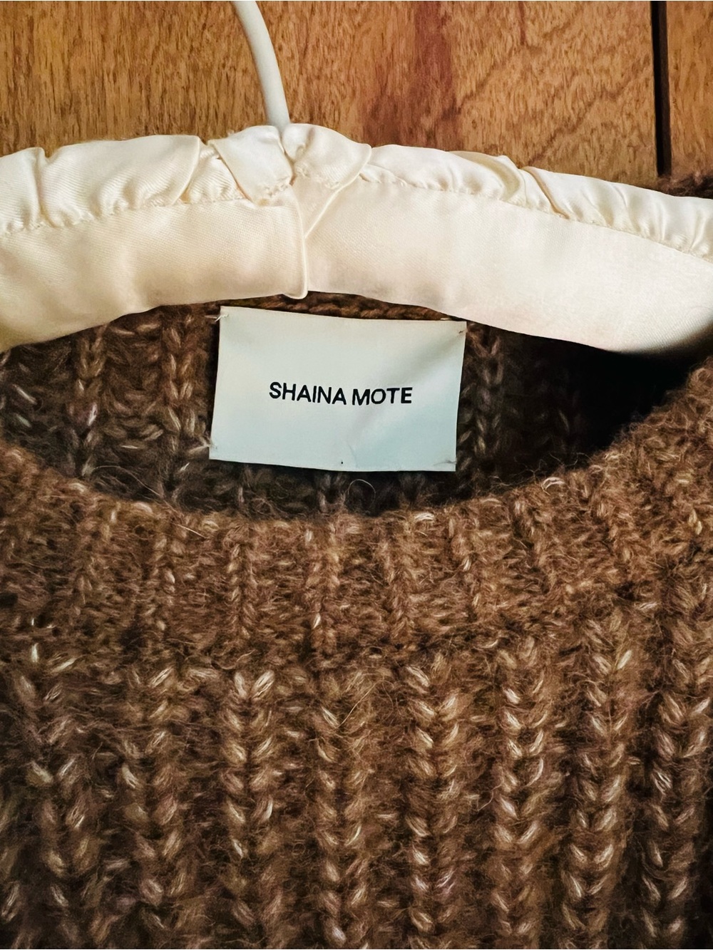 Shaina Mote Chunky Crewneck Acorn Small - Picture 2 of 3